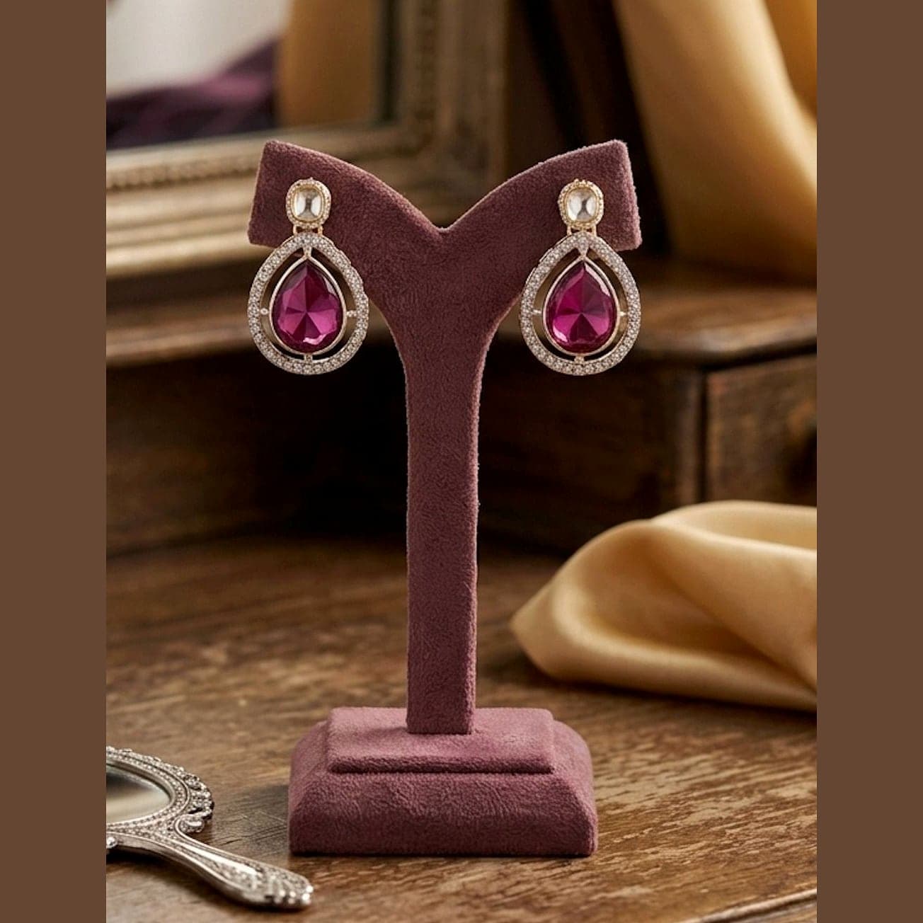500Count IZZA Necklace Set with 2 Earrings — view 4